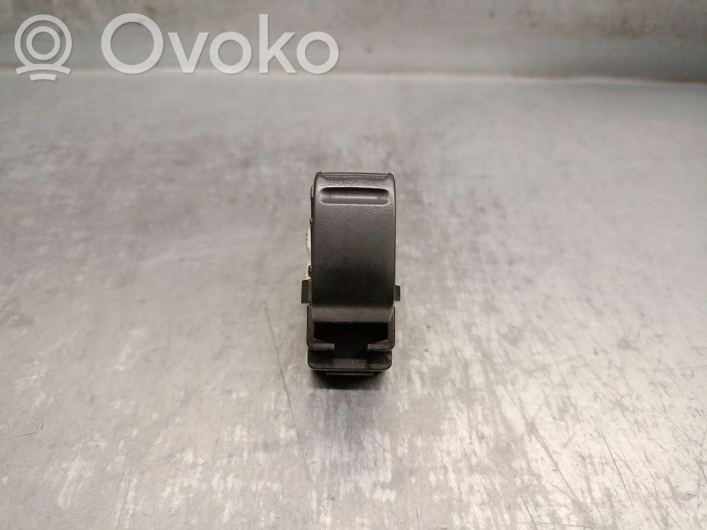 Subaru Forester SG Electric window control switch 