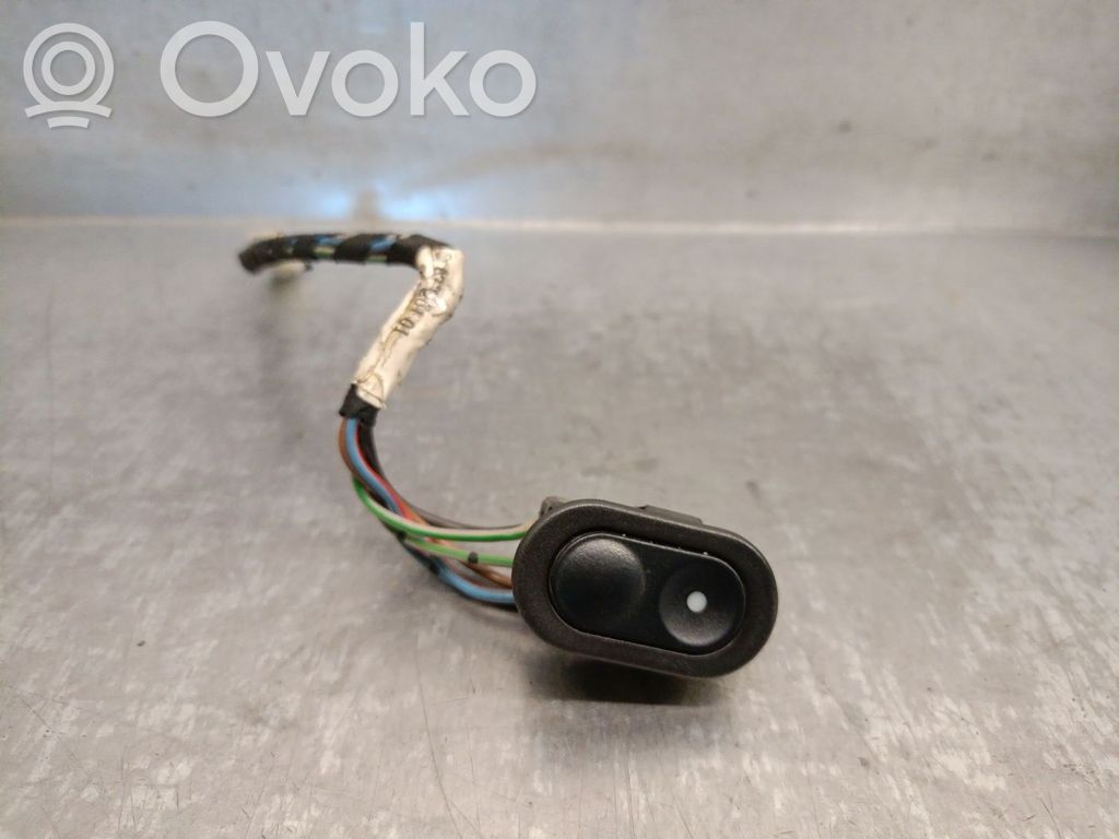 Opel Astra F Electric window control switch 