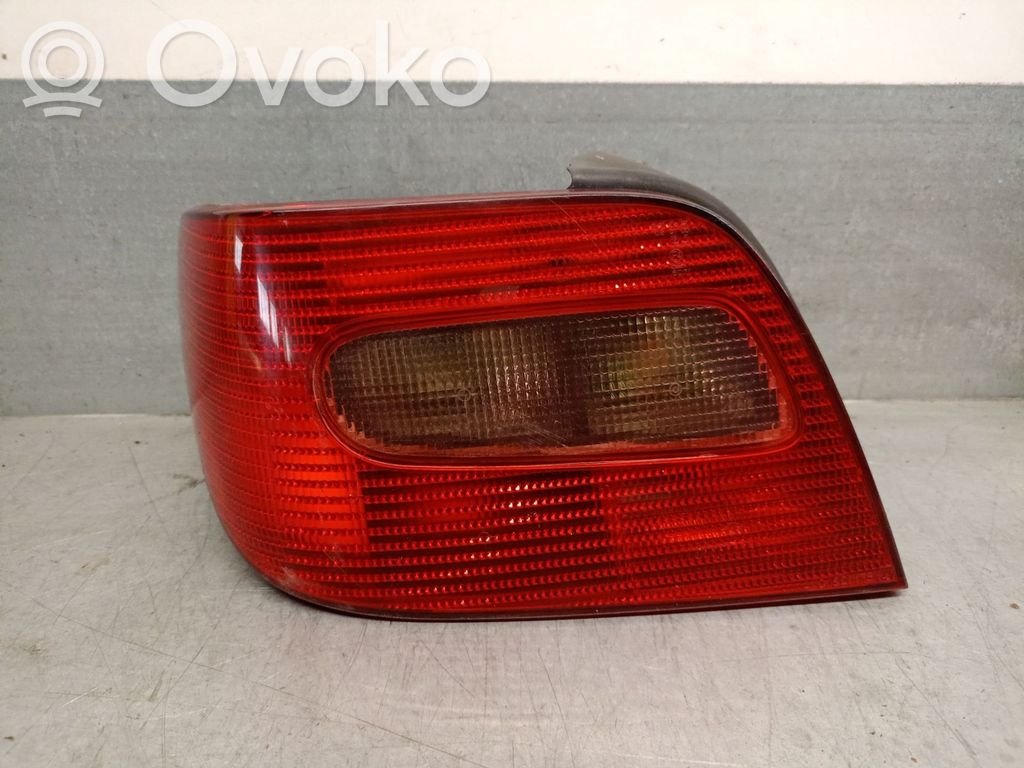 Citroen Xsara Aizmugurējais lukturis virsbūvē 