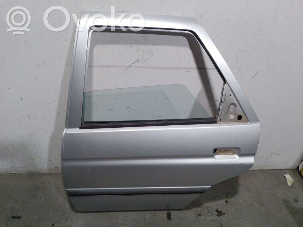 Ford Orion Puerta trasera 