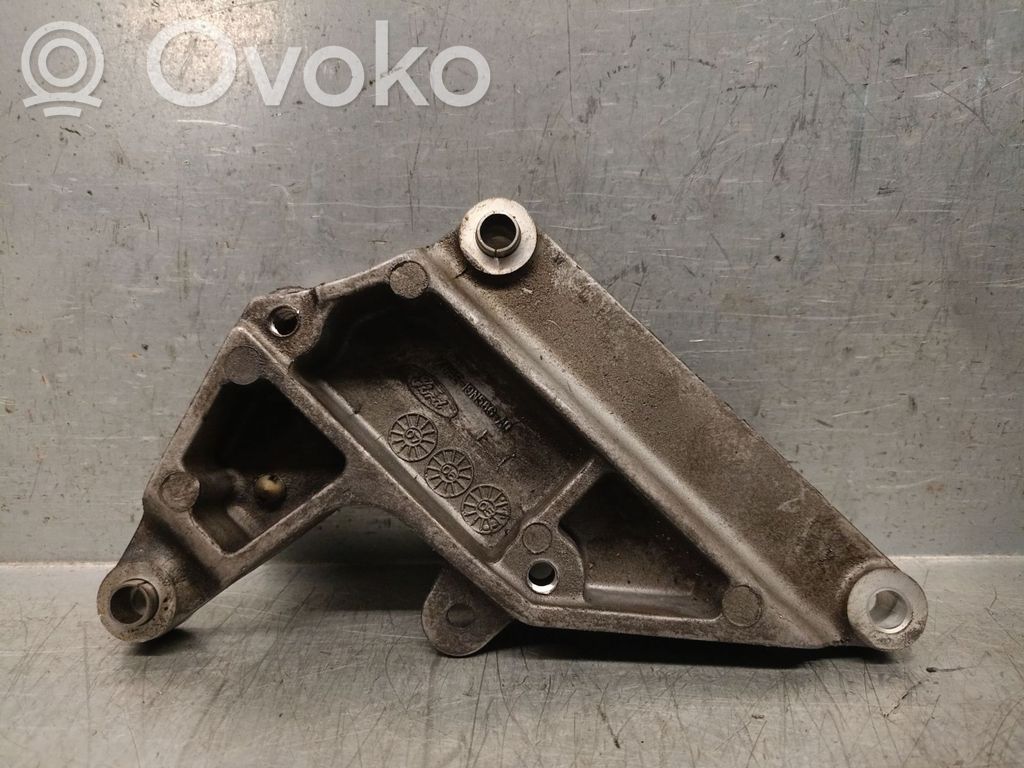 Jaguar S-Type Engine mount bracket 