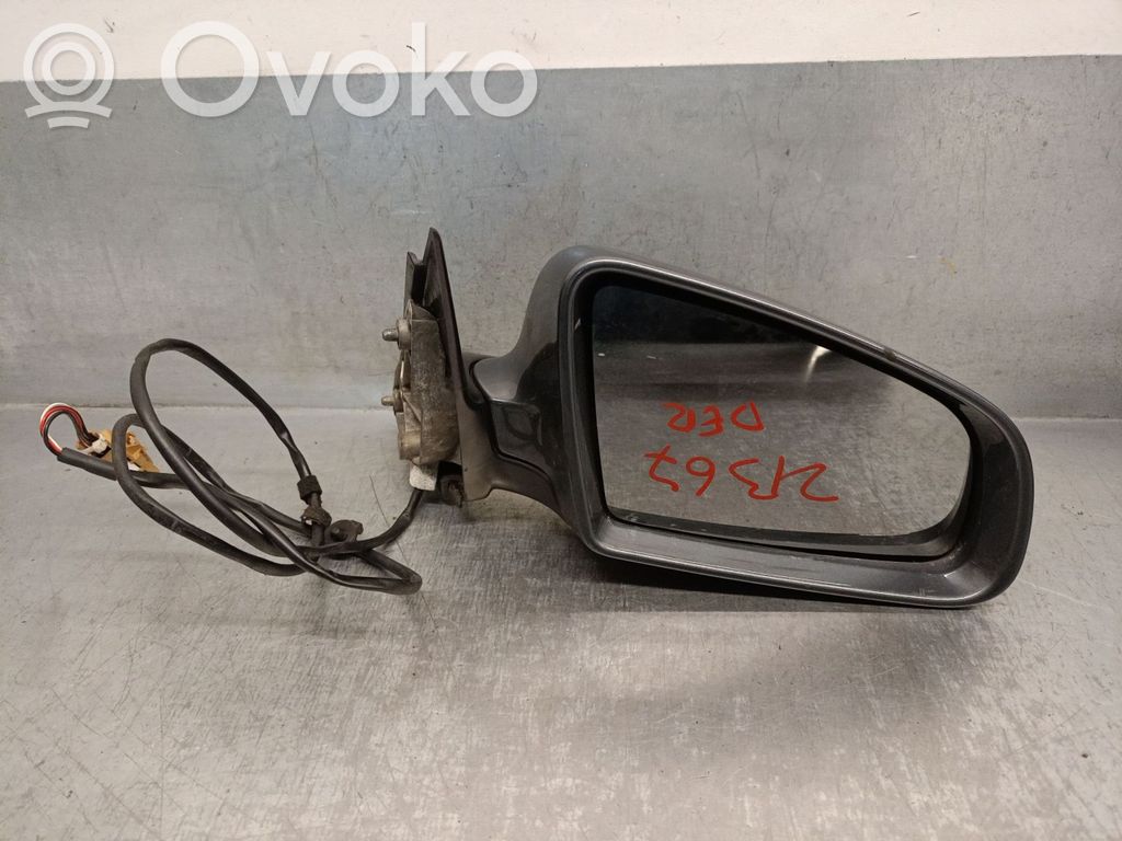 Audi A4 S4 B6 8E 8H Elektryczne lusterko boczne drzwi przednich 