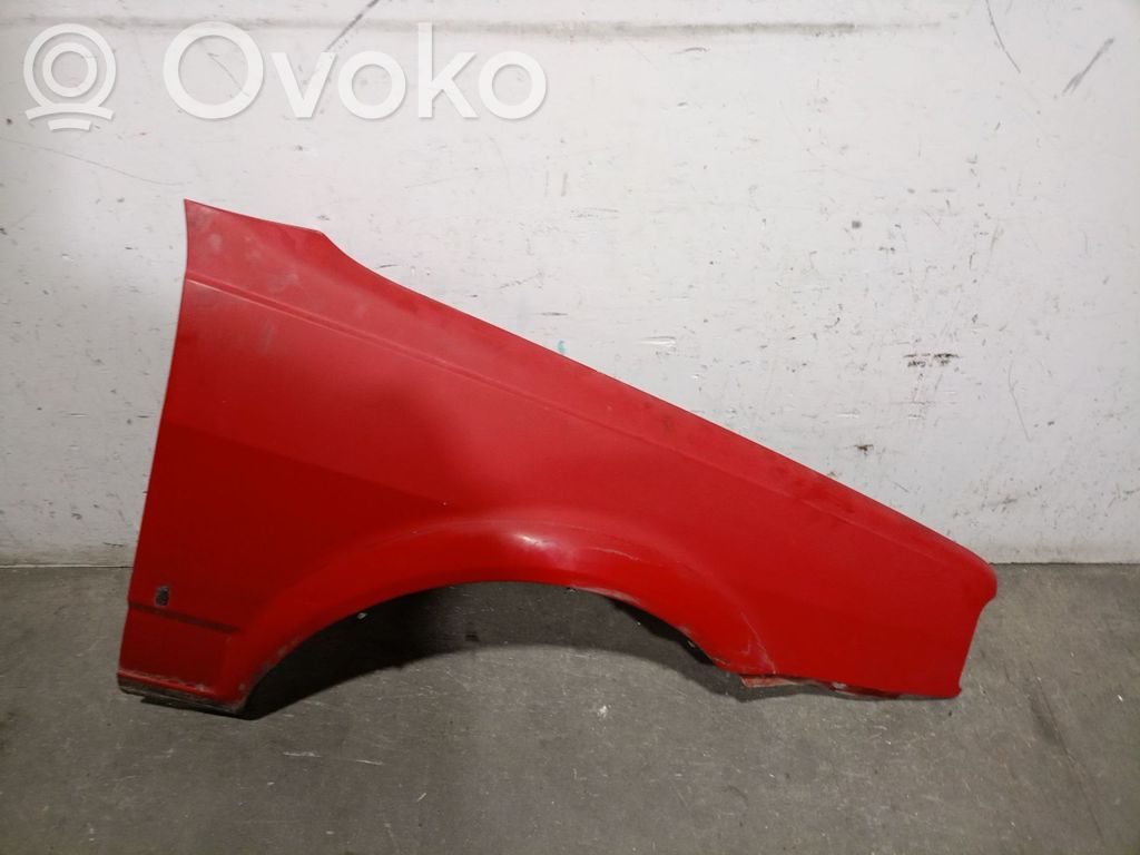 Volkswagen Polo II 86C 2F Guardabarro 