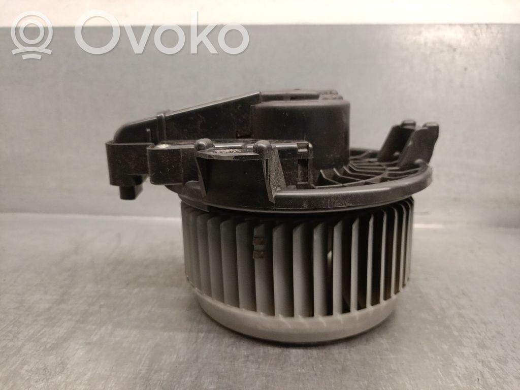 Toyota Auris 150 Ventilator aerotermă 