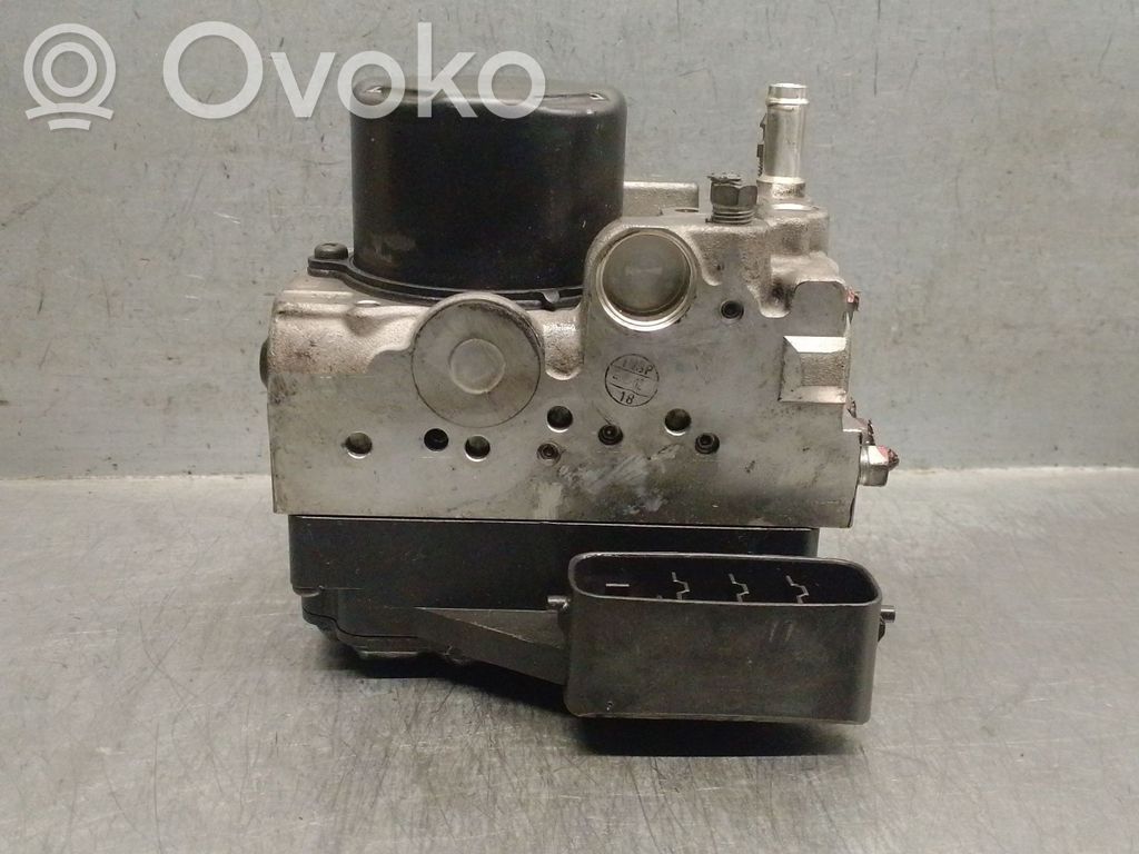 Lexus IS 200-300 ABS bloks 