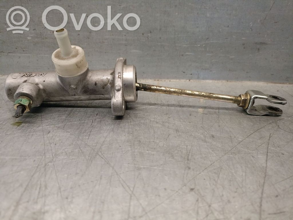 Mitsubishi Canter Pedal de embrague 
