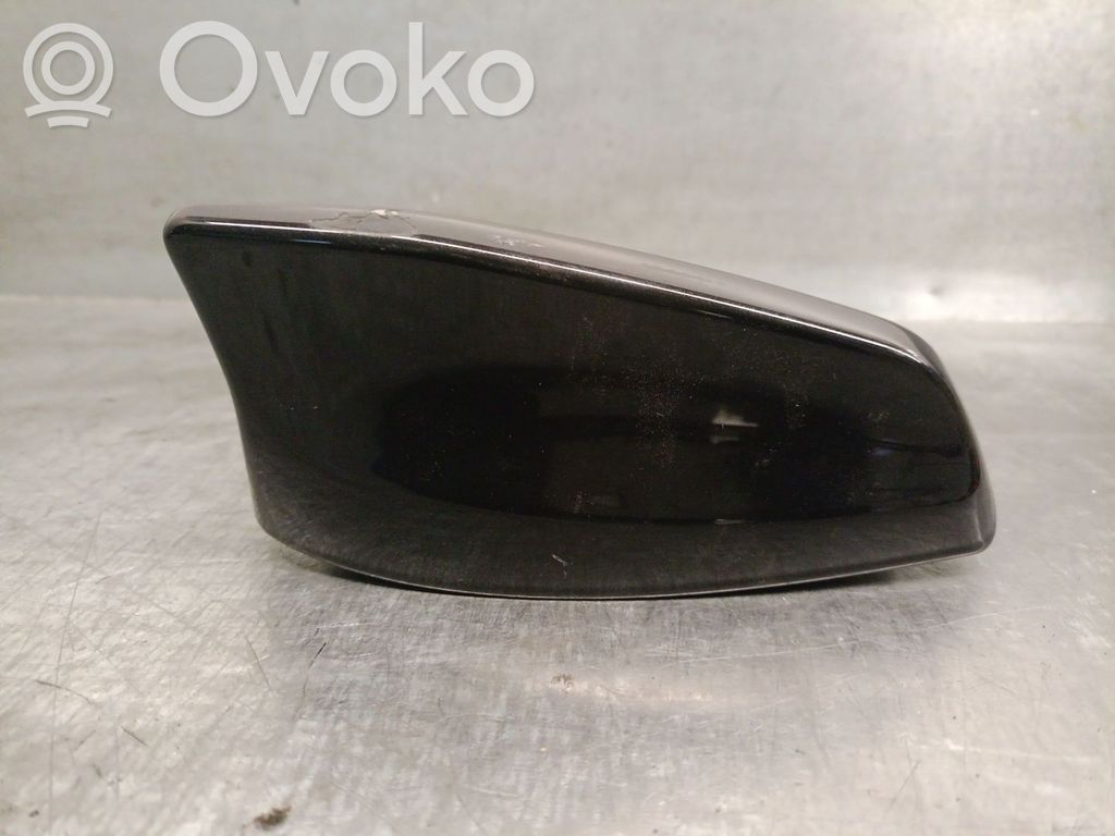 Land Rover Discovery 5 Radion antenni