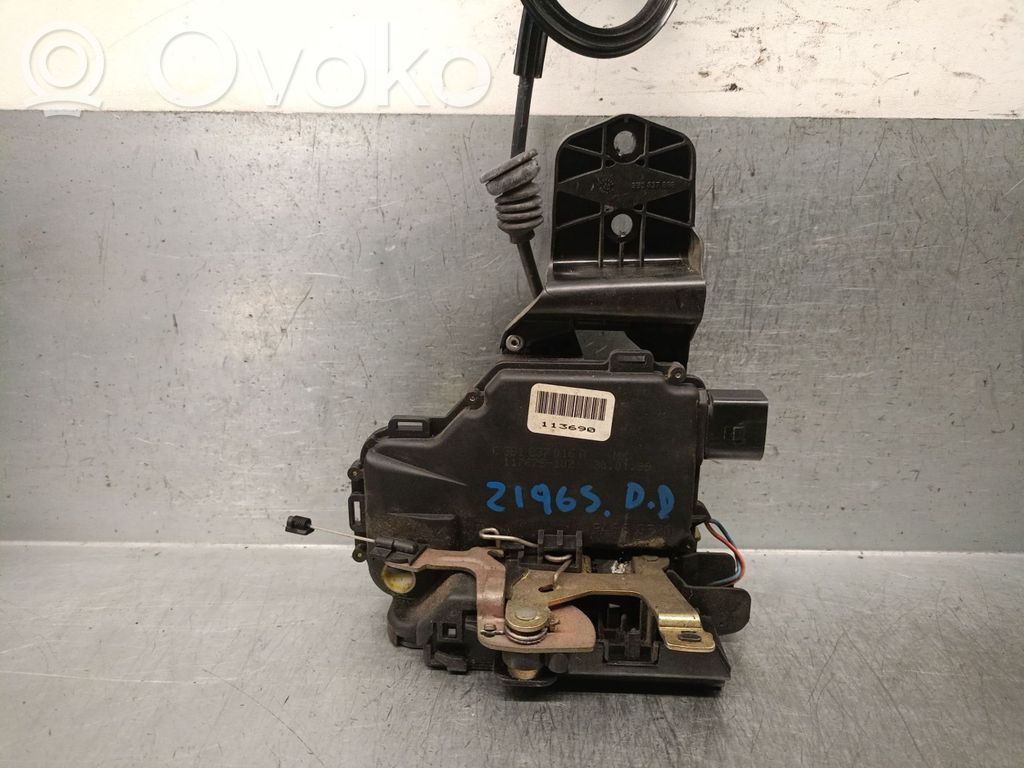 Volkswagen New Beetle Zamek drzwi przednich 