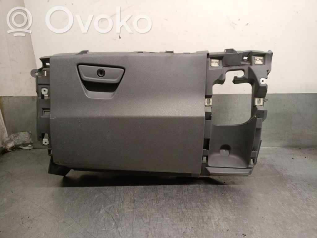 Ford Transit Daiktadėžė 