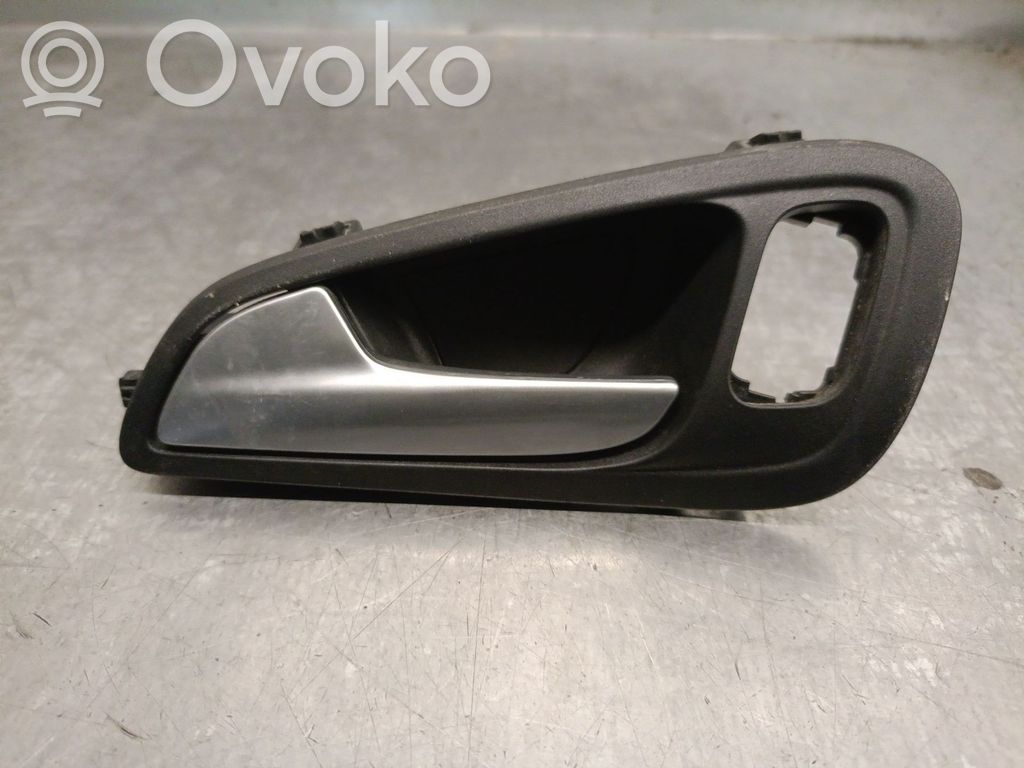 Ford Focus Manecilla interna puerta delantera 
