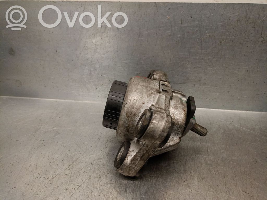 Land Rover Discovery 5 Engine mount bracket 