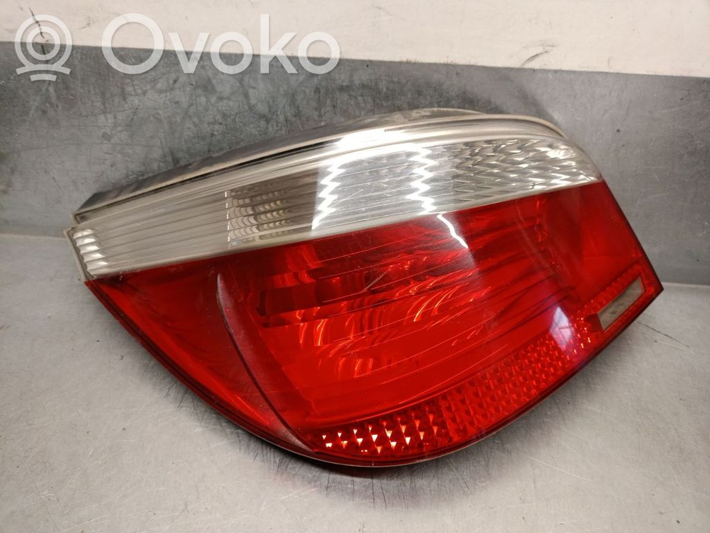BMW 5 E60 E61 Rückleuchte Heckleuchte 