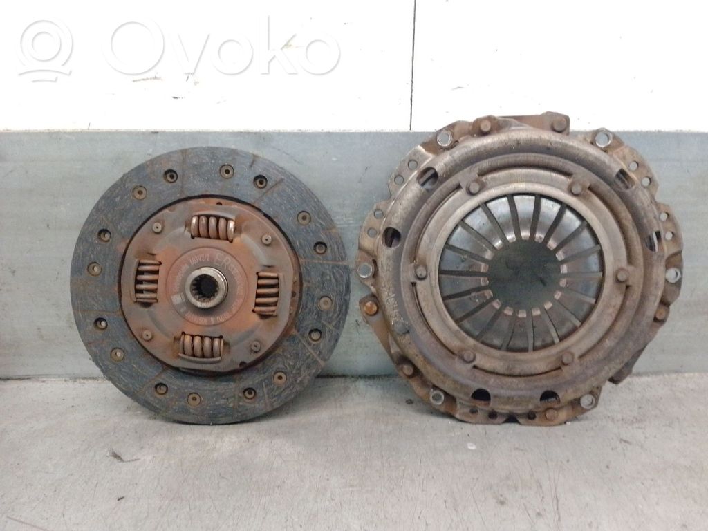 Opel Corsa C Sankabos komplektas 