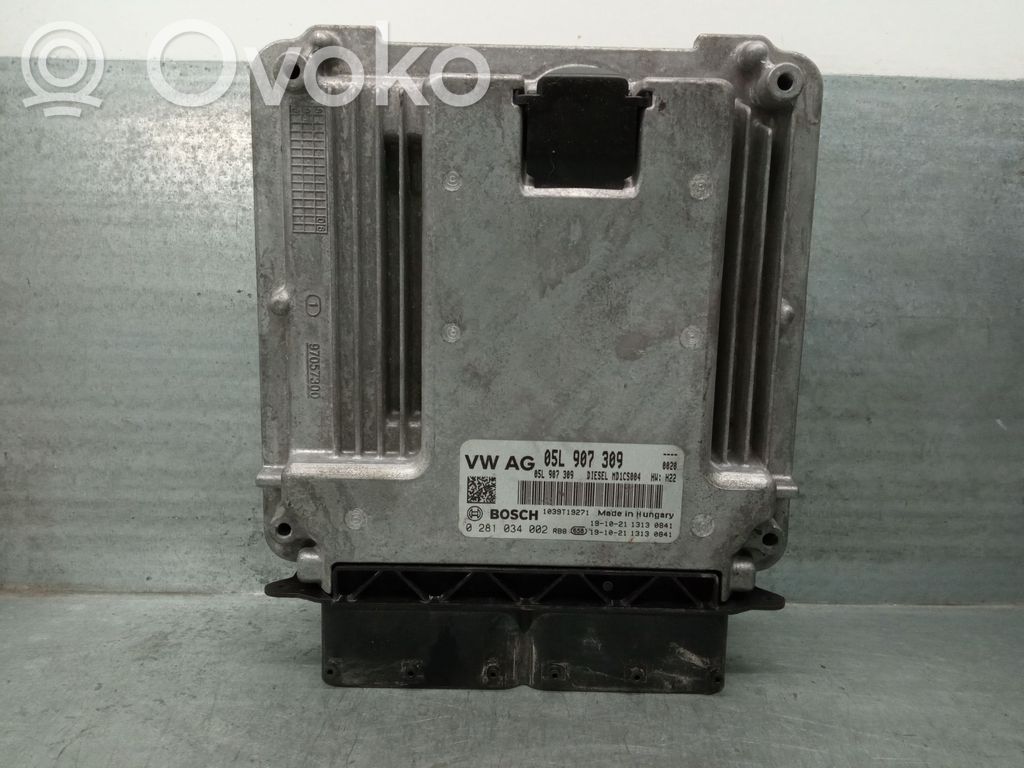 Engine control unit/module   05L907309,0281034002BOSCH