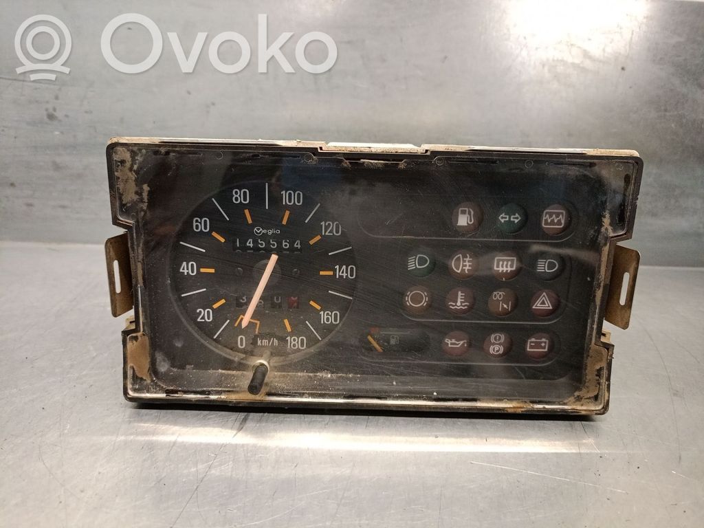 Renault Express Speedometer (instrument cluster) 