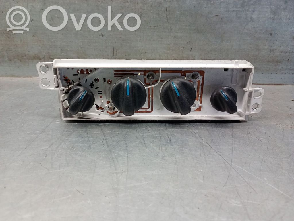 Chrysler PT Cruiser Air conditioner control unit module 
