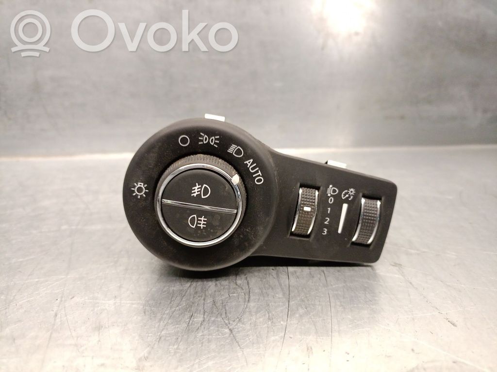 Interruptor de control del panel de luces   P6BT87LXHAB,5XN68LXHAB