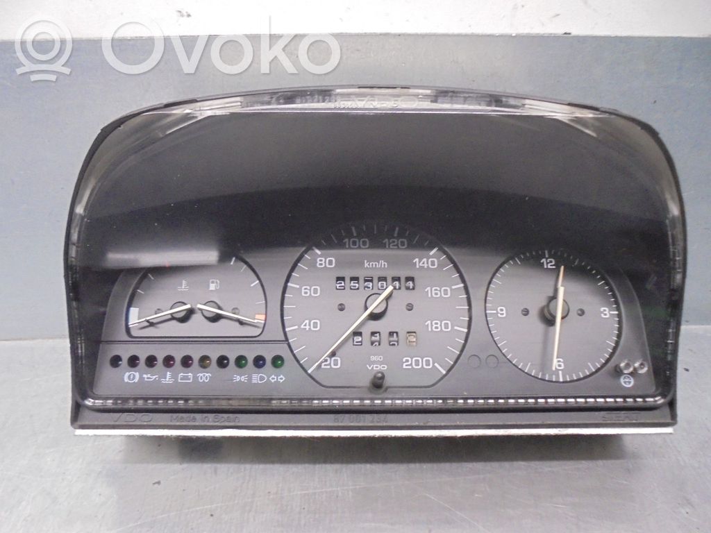 Seat Toledo I (1L) Speedometer (instrument cluster) 
