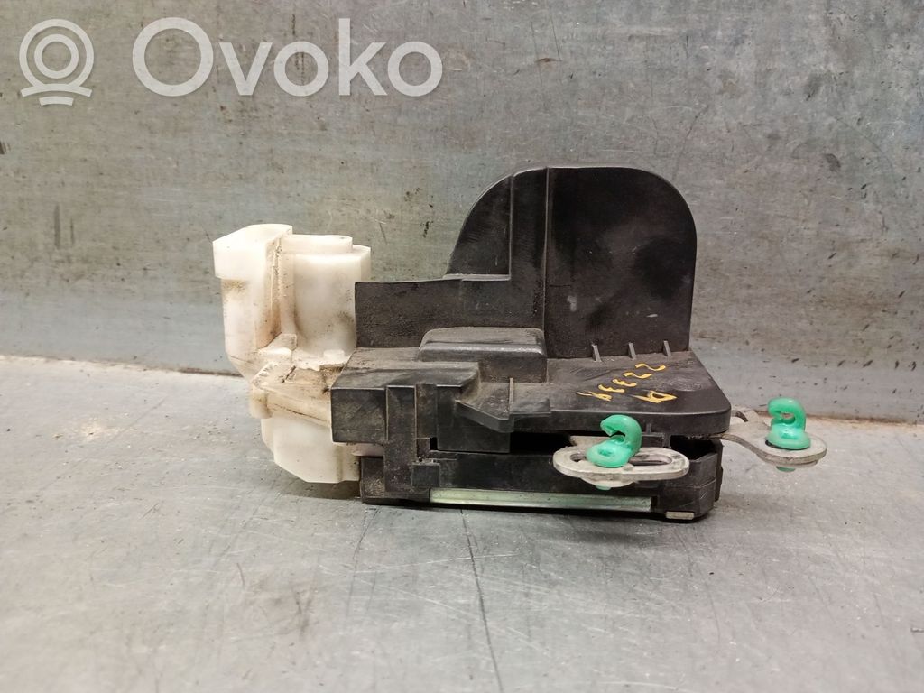 Alfa Romeo 147 Front door lock 