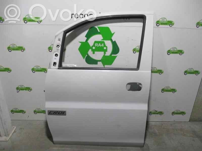Hyundai H-1, Starex, Satellite Puerta delantera 