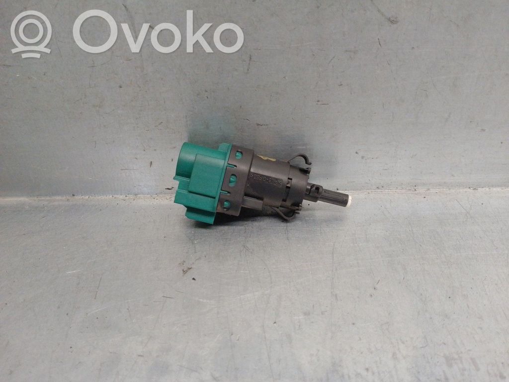 Multifunctional control switch/knob   2W9313480AA