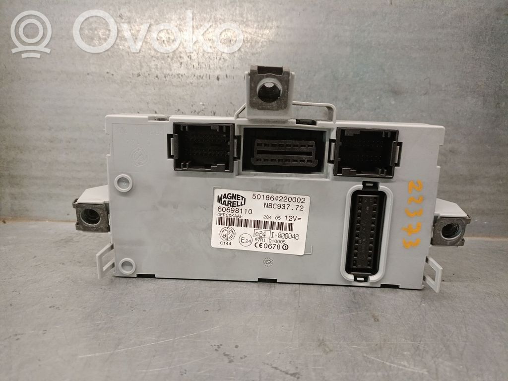 Alfa Romeo 147 Skrzynka bezpieczników / Komplet 