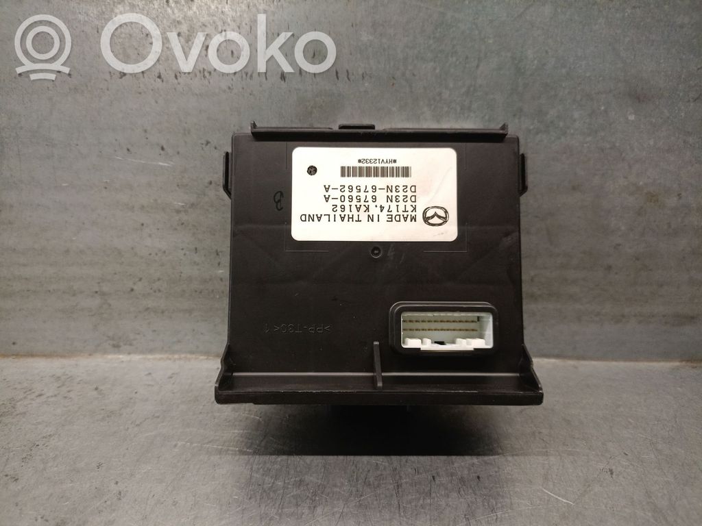 Autres unités de commande / modules   D23N67560A,KT174