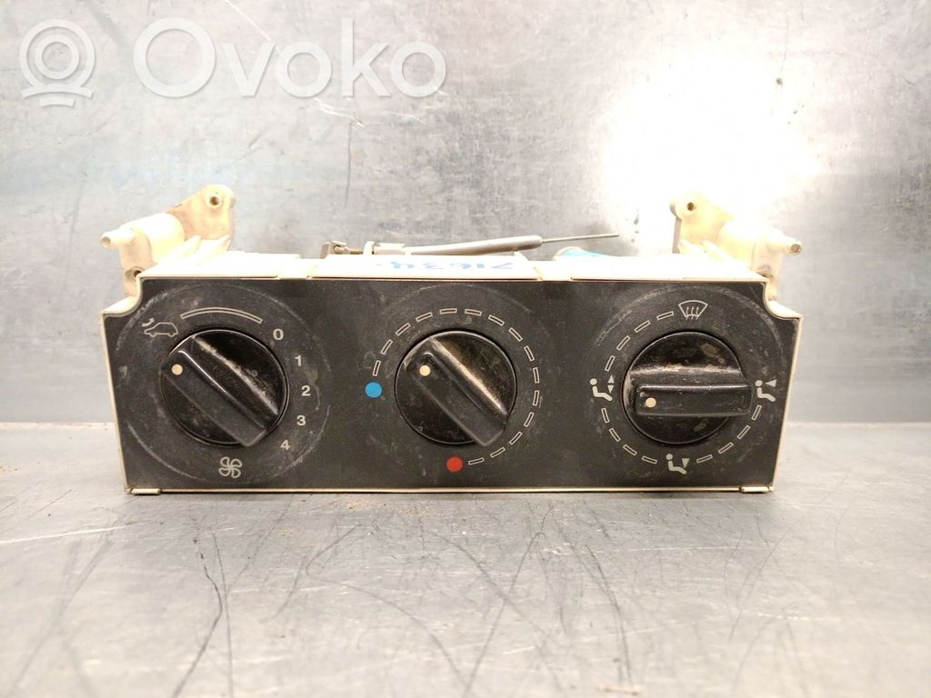 Citroen Berlingo Air conditioner control unit module 