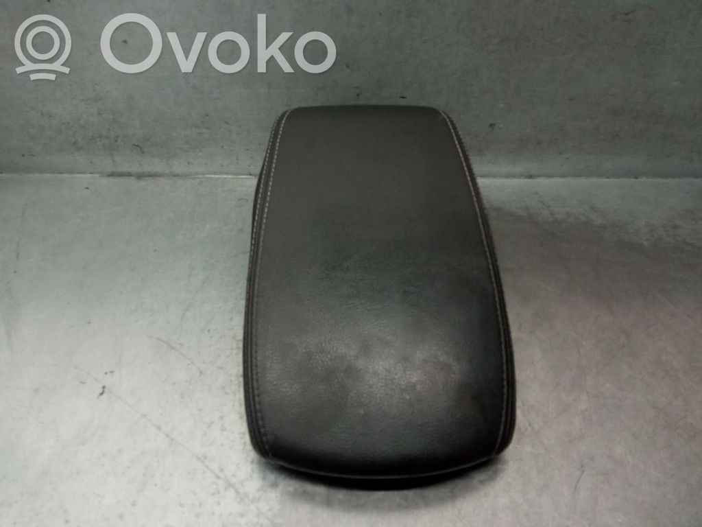 Citroen DS5 Armrest 