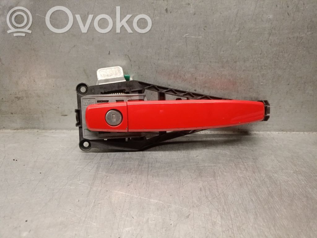 Opel Zafira B Внешняя ручка 