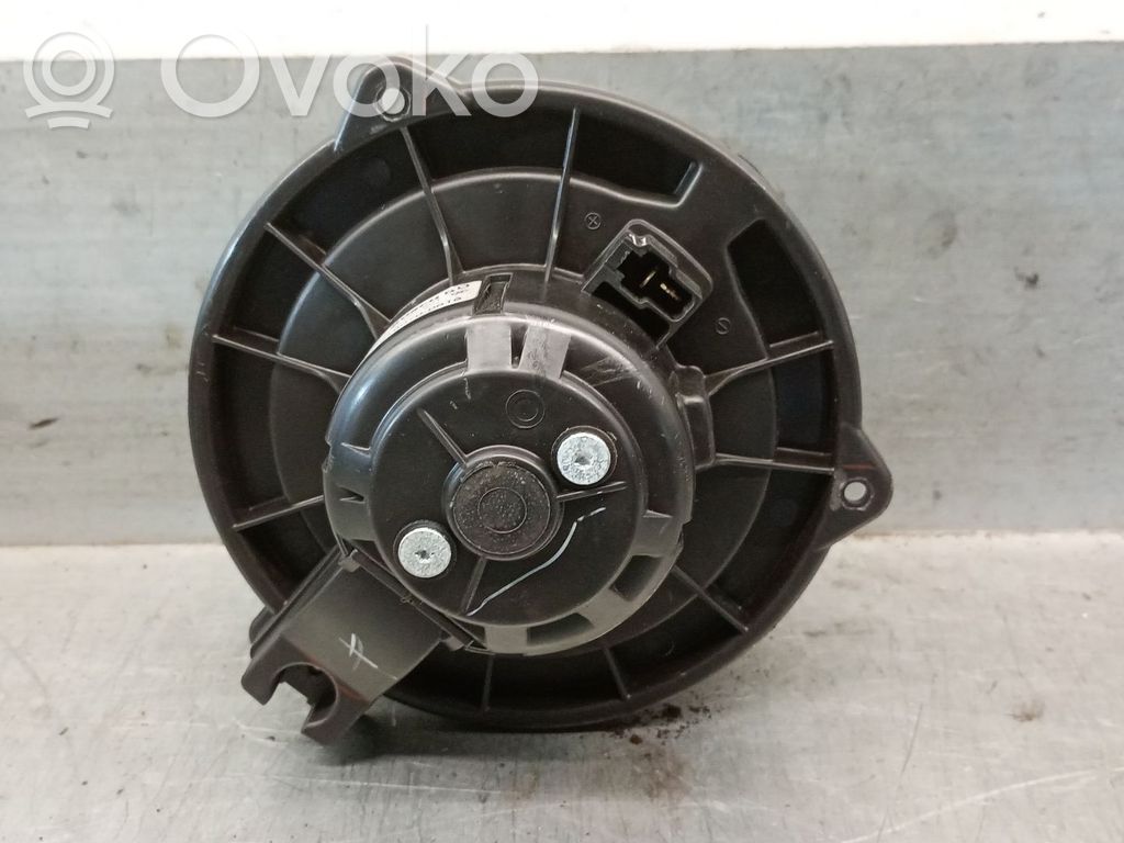 Toyota Avensis T250 Ventola riscaldamento/ventilatore abitacolo