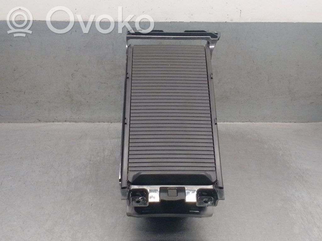 Volvo V40 Center console 