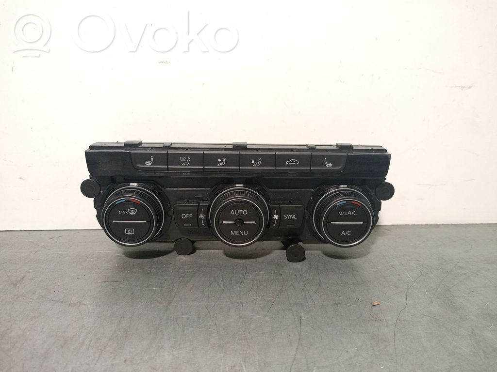 Volkswagen Golf SportWagen Panel klimatyzacji 