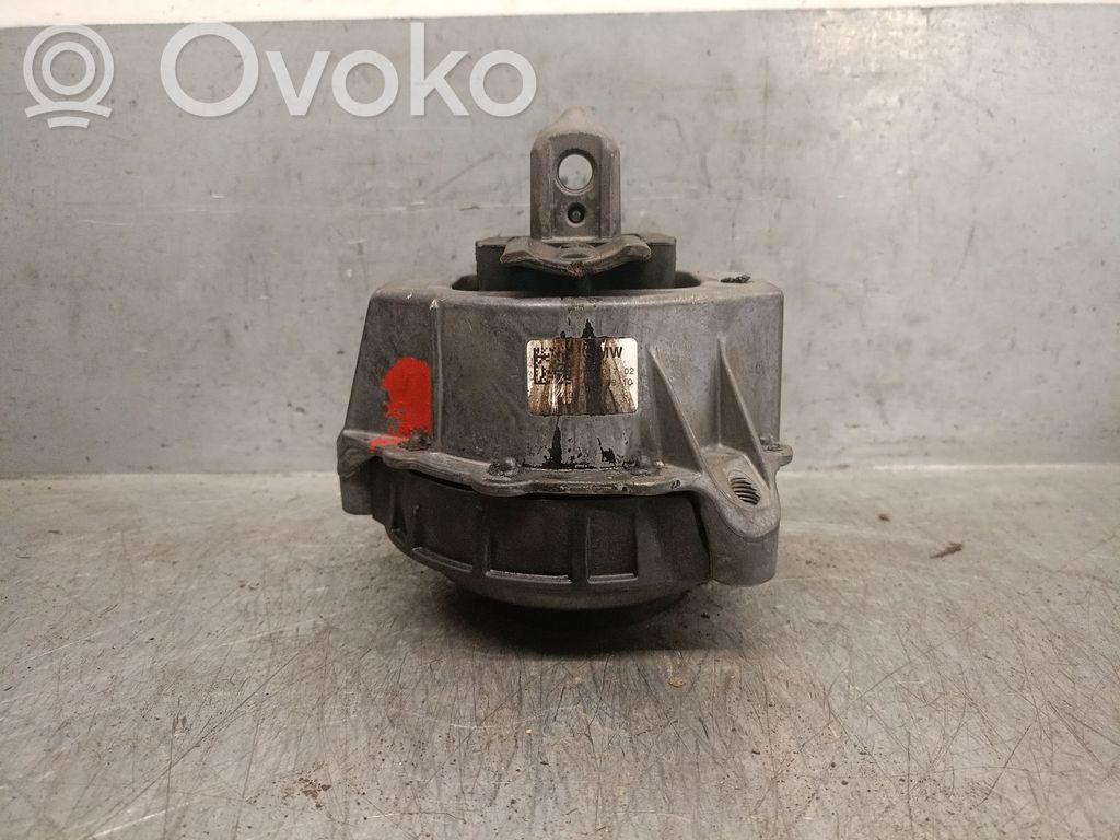 Engine mount bracket   22117581617,22117581617