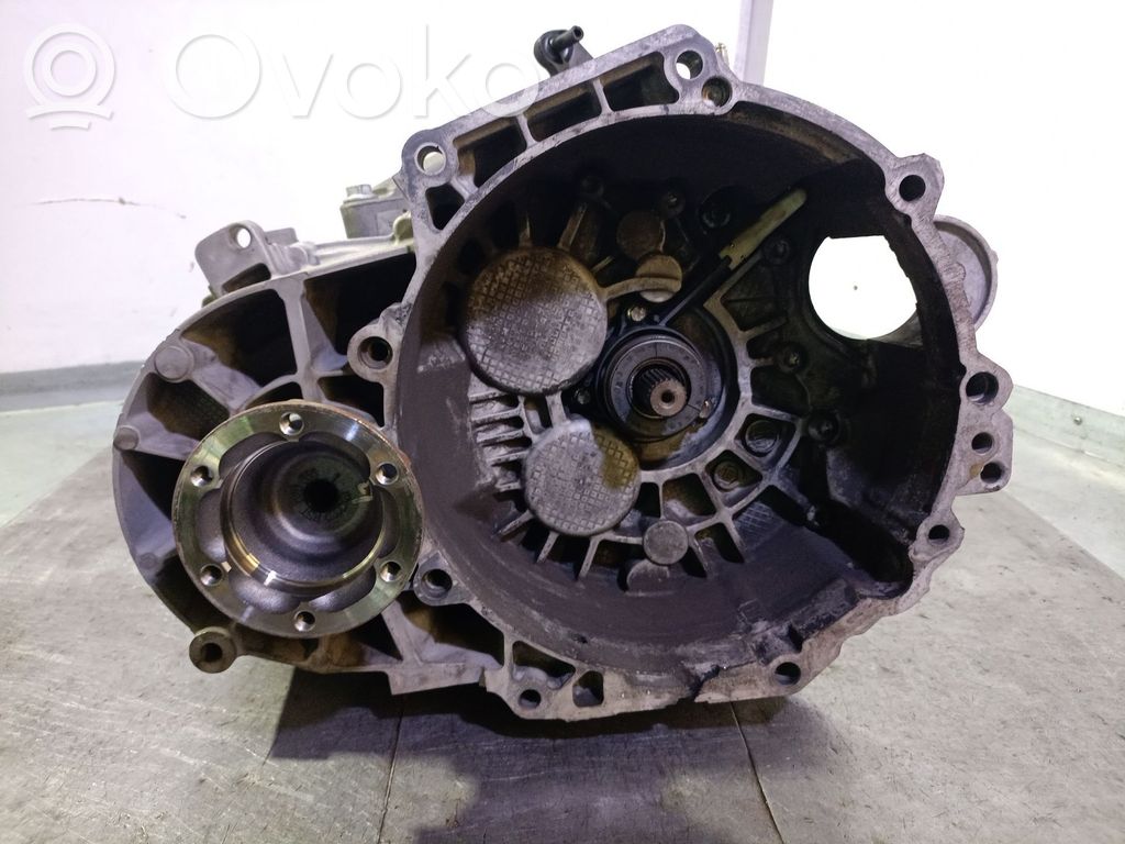 Skoda Superb B8 (3V) Cutie viteze manuală cu 5 trepte 
