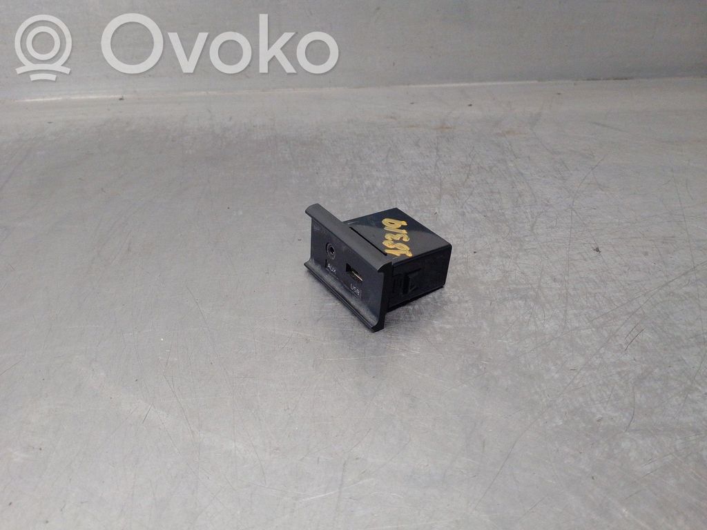 Interruptor de control del panel de luces   96120B2120