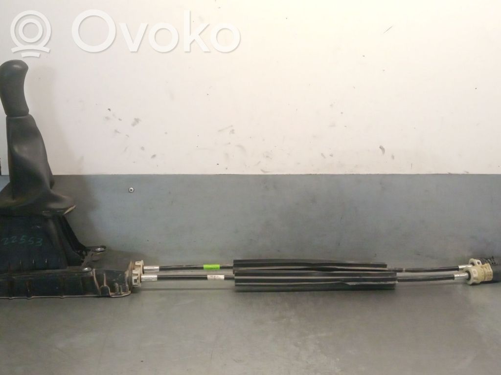 Dacia Sandero II Vaihdetanko 