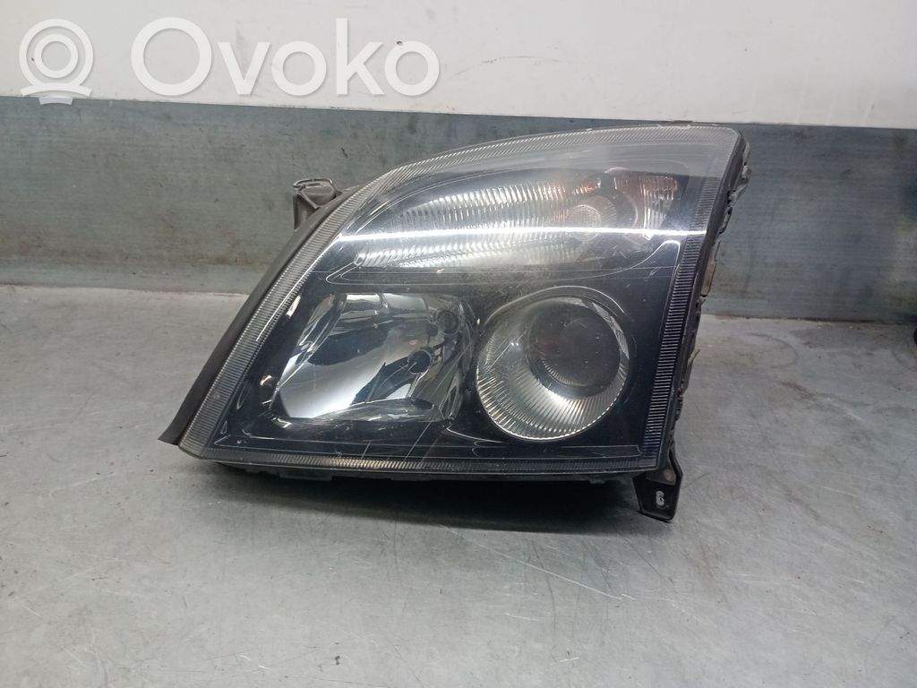 Phare frontale   15588700,15588700