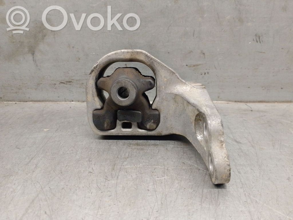 Subaru Outback (BS) Engine mount bracket 