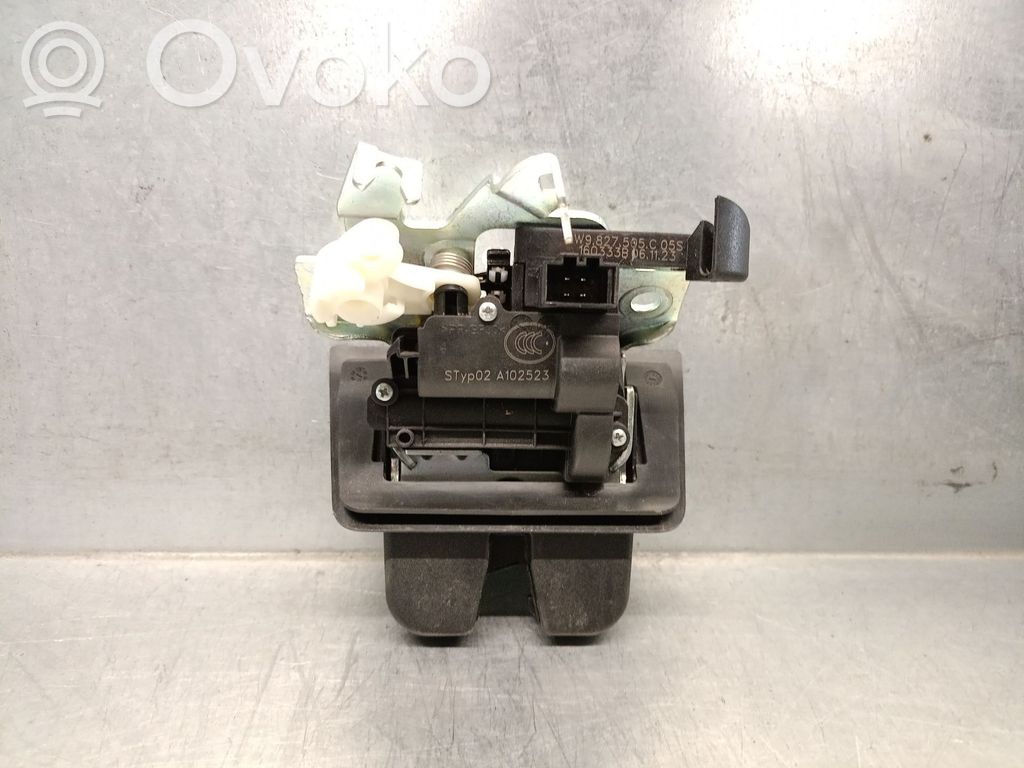 Audi A3 8Y Blocco chiusura del portellone 