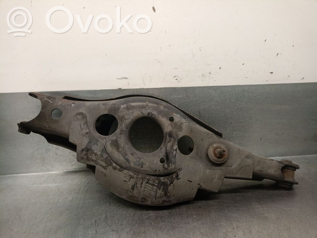 Toyota RAV 4 (XA30) Braccio di controllo sospensione posteriore 