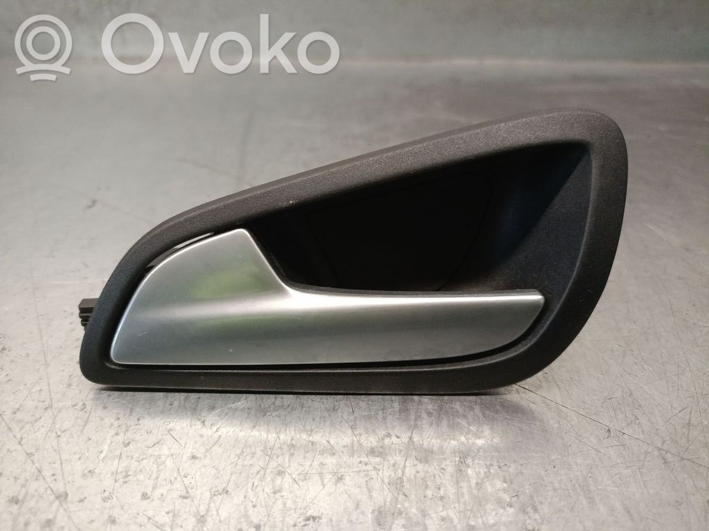 Ford Focus Manecilla interna puerta trasera 