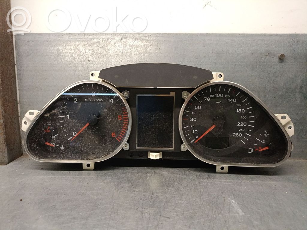 Audi Q7 4L Nopeusmittari (mittaristo)