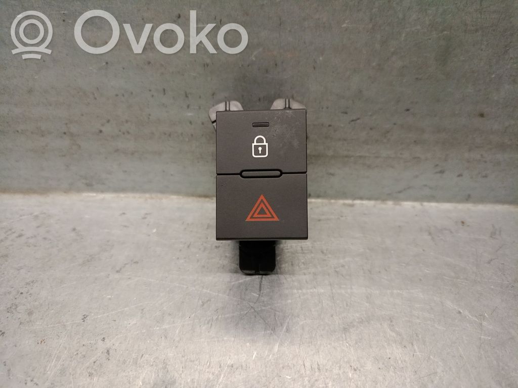 Hyundai i20 (BC3 BI3) Botón interruptor de luz de peligro 