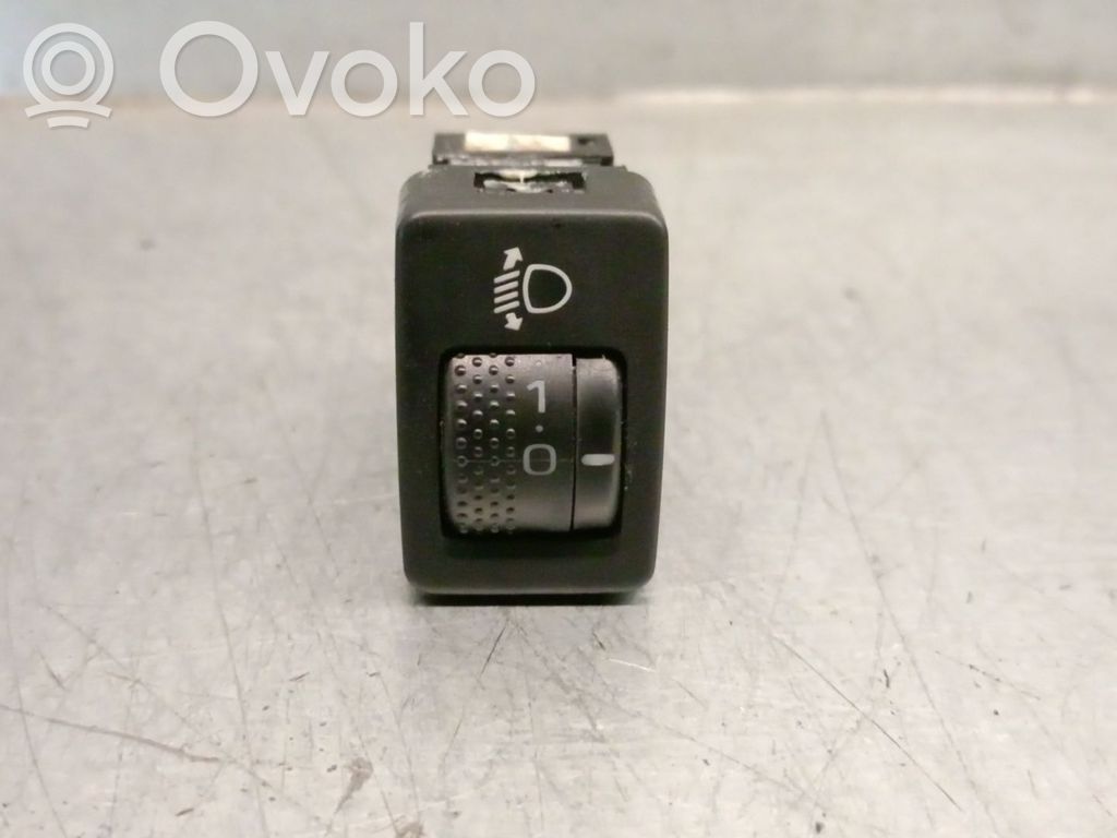 Subaru Outback Panel lighting control switch 