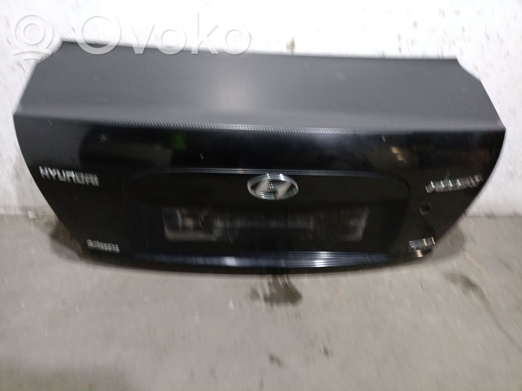 Hyundai Accent Puerta del maletero/compartimento de carga 