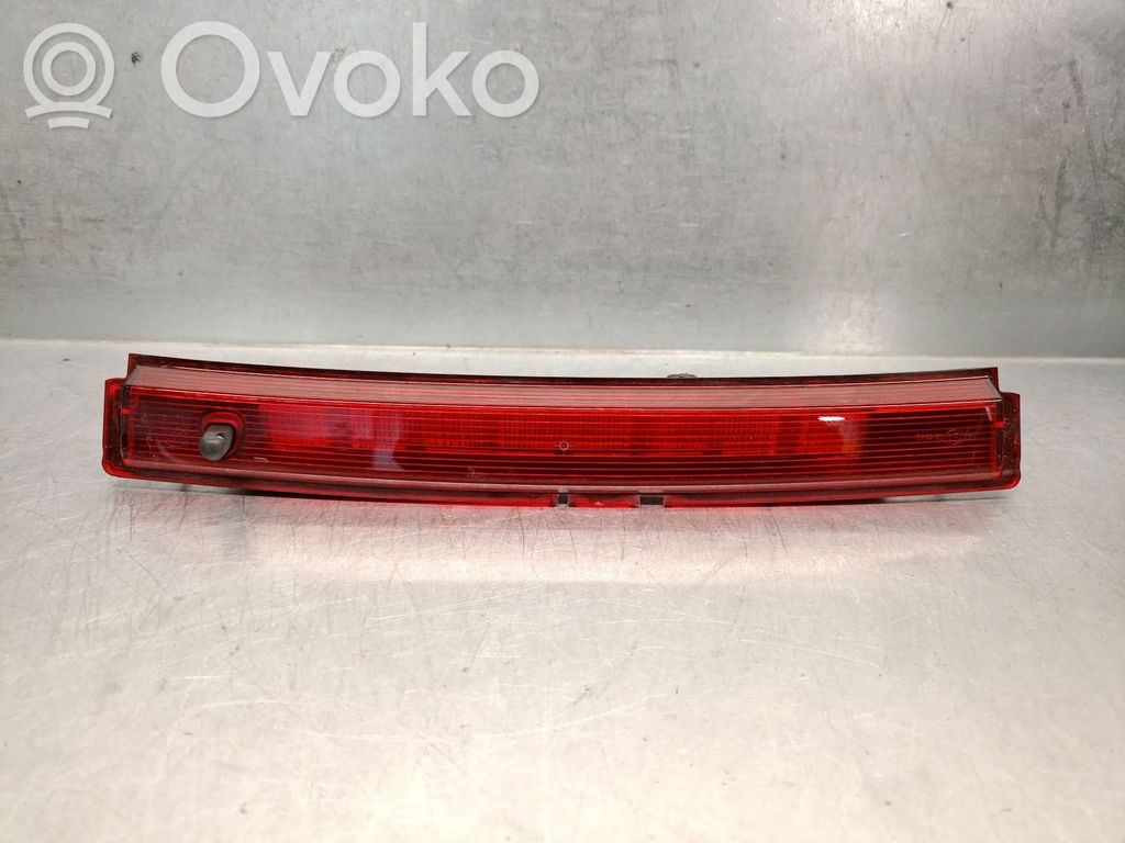 Nissan Micra C+C Third/center stoplight 
