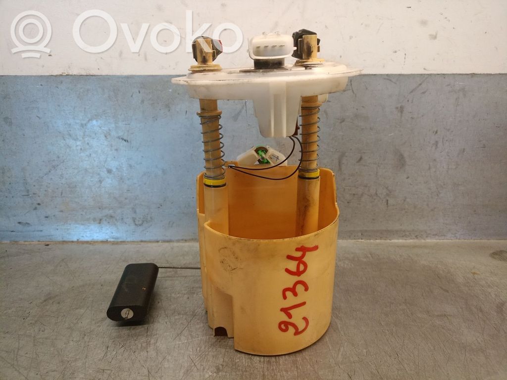 Renault Twingo II In-tank fuel pump 