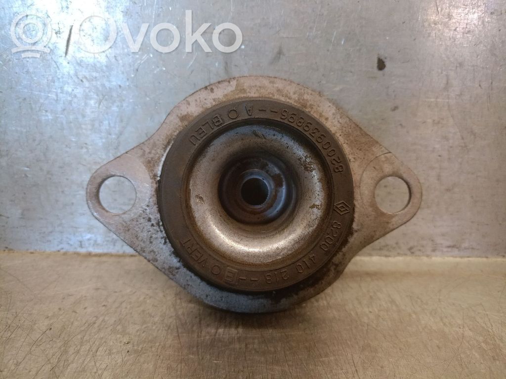 Renault Twingo II Dzinēja spilvens 