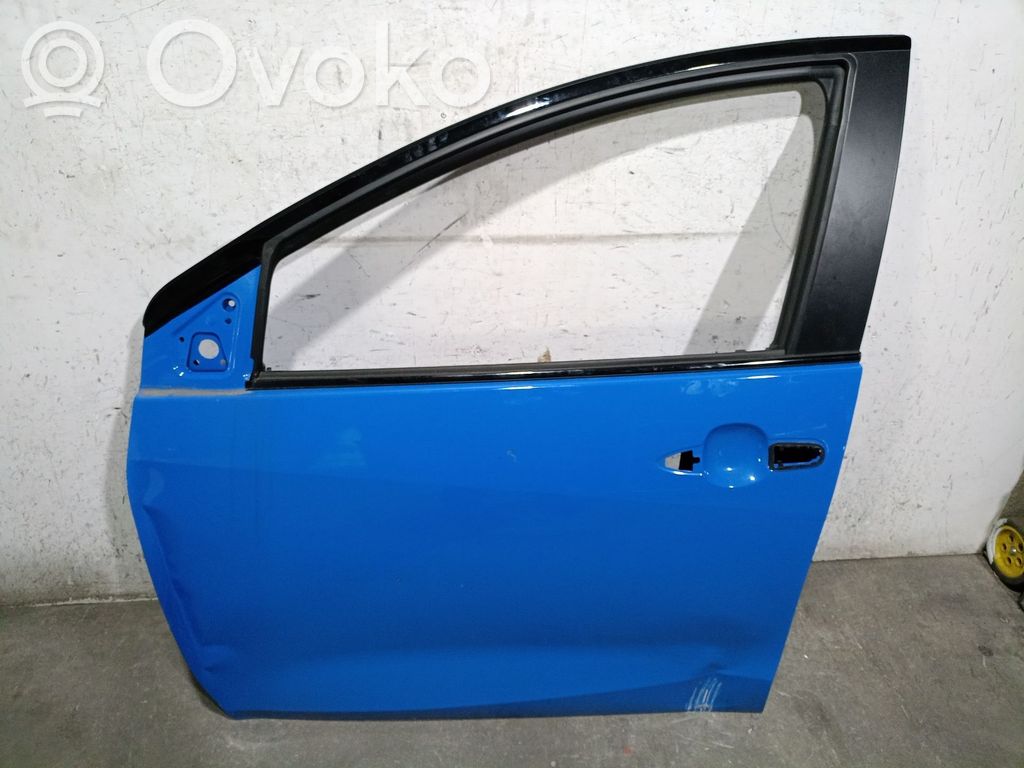 Toyota Yaris Drzwi przednie 
